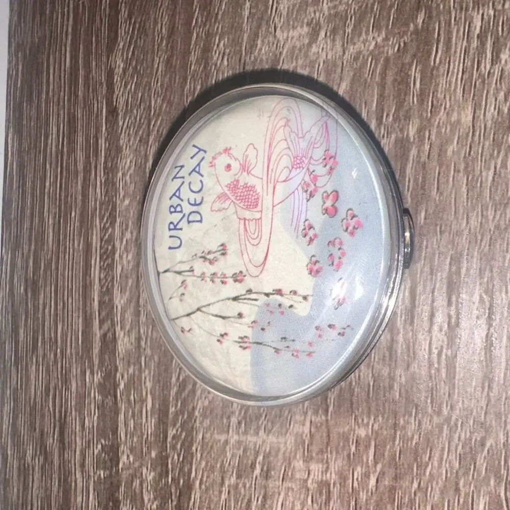 Urban Decay Vintage Deluxe eyeshadow -‎ Adore DISCONTINUED